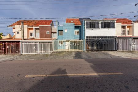 7_photo/94dce4a95f.491a58713d1e5de3-ATLAS-8fd3cf0a-d00e-43b8-a2ba-78ce53fcaa78.jpg de casa à venda com 3 quartos, 110m² em Novo Mundo, Curitiba