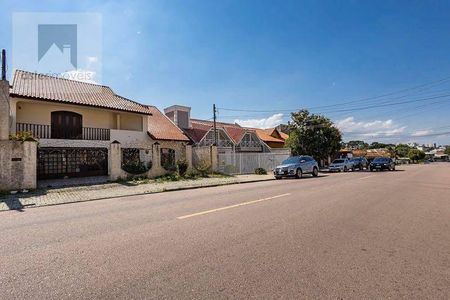 4_photo/94dce4a965.c73b78bac5a2f3b6-ATLAS-4692c2ab-d726-41a0-adb1-c120d925cbc7.jpg de casa à venda com 4 quartos, 287m² em Novo Mundo, Curitiba