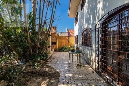 7_photo/94dce4a965.c73b78bac5a2f3b6-ATLAS-4810909e-e61e-4c63-a3e4-3a2fa0fcd1de.jpg de casa à venda com 4 quartos, 287m² em Novo Mundo, Curitiba