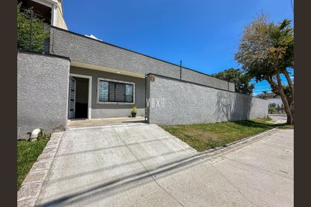 31_photo/94dce4aa7f.0a32700d332bd690-ATLAS-adb04888-1ca5-4507-ac6d-e0a16f374306.jpg de casa à venda com 3 quartos, 140m² em Novo Mundo, Curitiba