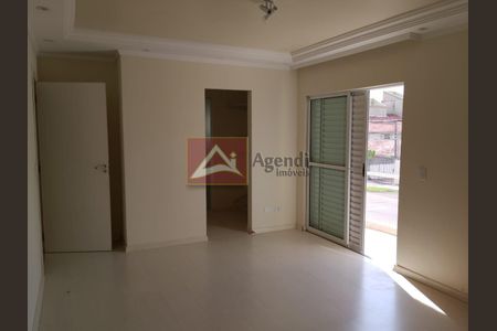 2_photo/94dce4abbb.048d2b4e5b819306-ATLAS-055a9271-26a6-46d3-bd4d-4d440dd3f1b4.jpg de casa à venda com 3 quartos, 190m² em Novo Mundo, Curitiba