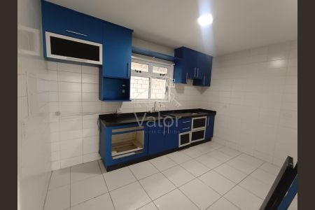 26_photo/94dce4abbb.14be72f851f11d21-ATLAS-4318b922-7100-4148-b8c2-e97bf1b526c5.jpg de casa à venda com 3 quartos, 190m² em Novo Mundo, Curitiba