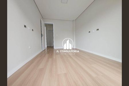 3_photo/94dce4ac2f.6a78a0b972877fae-ATLAS-548de5dd-0983-48c2-a6dc-92629de15e6c.jpg de casa à venda com 3 quartos, 125m² em Fanny, Curitiba