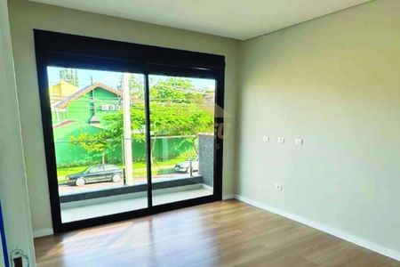 4_photo/94dce4ac2f.fb3cc20d04f4cc49-ATLAS-2f4fa985-9e6b-46e4-a298-8bf45294c03d.jpg de casa à venda com 3 quartos, 125m² em Fanny, Curitiba