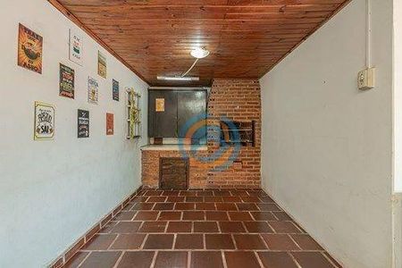 41_photo/94dce4acd9.be1f773b402e8aee-ATLAS-00323189-1ab3-4707-87cb-5996b8412e2e.jpg de casa à venda com 4 quartos, 264m² em Novo Mundo, Curitiba