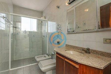 35_photo/94dce4acd9.be1f773b402e8aee-ATLAS-0b933b64-1fc3-4499-a349-8e6b905291d9.jpg de casa à venda com 4 quartos, 264m² em Novo Mundo, Curitiba