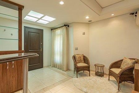 7_photo/94dce4acd9.be1f773b402e8aee-ATLAS-3d9a2781-b748-4d07-93ac-9adef2585d6f.jpg de casa à venda com 4 quartos, 264m² em Novo Mundo, Curitiba