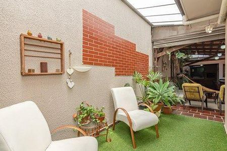 10_photo/94dce4acd9.be1f773b402e8aee-ATLAS-533eec30-bdc9-47b0-9727-43ebd77600d2.jpg de casa à venda com 4 quartos, 264m² em Novo Mundo, Curitiba