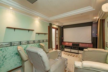 33_photo/94dce4acd9.be1f773b402e8aee-ATLAS-96d17e54-16cb-4118-b986-bbcba97ab779.jpg de casa à venda com 4 quartos, 264m² em Novo Mundo, Curitiba