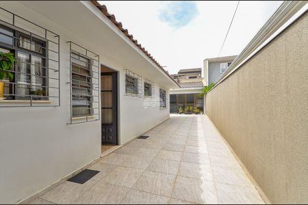 26_photo/94dce4ad69.f14d7a494a64fc38-ATLAS-6dabf5a9-7a46-4377-8227-6a5c7ff712e2.jpg de casa à venda com 4 quartos, 200m² em Fanny, Curitiba