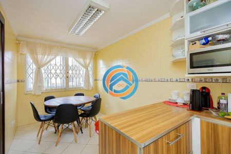 11_photo/94dce4adf1.76dab19f86e5a789-ATLAS-c0b6494b-7712-46b4-a66e-54f92abdd2a4.jpg de casa à venda com 4 quartos, 160m² em Fanny, Curitiba