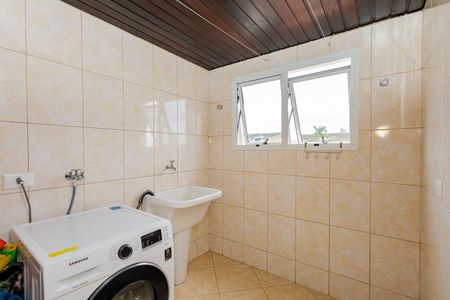 42_photo/94dce4adf1.76dab19f86e5a789-ATLAS-ddca73b4-95a3-4b4b-9eb6-6b389321949d.jpg de casa à venda com 4 quartos, 160m² em Fanny, Curitiba