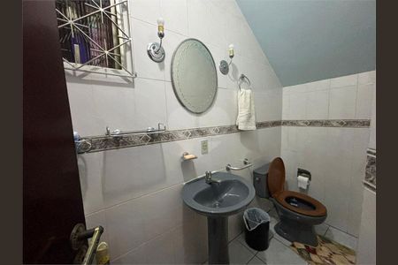 8_photo/94dce4adfd.6a940fd7dc05e55d-ATLAS-6090c317-9aa5-4003-9e83-66e87d3c603e.jpg de casa à venda com 3 quartos, 180m² em Fanny, Curitiba