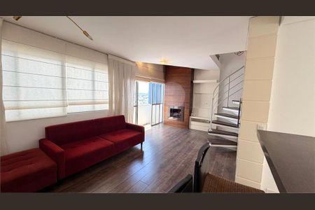 11_photo/94dce4adfd.6a940fd7dc05e55d-ATLAS-925278bf-4857-4ea5-b72f-b2d3f0943f88.jpg de casa à venda com 3 quartos, 180m² em Fanny, Curitiba