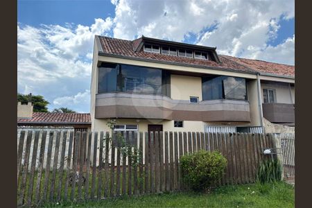 7_photo/94dce4adfd.6a940fd7dc05e55d-ATLAS-df2d76a3-0c79-4b1f-a9e1-28e380c65f53.jpg de casa à venda com 3 quartos, 180m² em Fanny, Curitiba