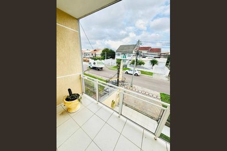 7_photo/94dce4ae6b.6811922fa3e6a4fd-ATLAS-555f7b21-99eb-4409-9a53-7a7c2f8bde85.jpg de casa à venda com 3 quartos, 194m² em Fanny, Curitiba