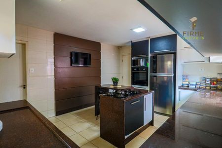 9_photo/94dce4aea1.5343c4ed08aabd0a-ATLAS-618dc2c3-f09a-4e8b-a655-70289a9effeb.jpg de casa à venda com 3 quartos, 259m² em Fanny, Curitiba