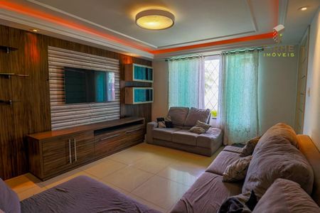 10_photo/94dce4aea1.5343c4ed08aabd0a-ATLAS-ae30169a-6c79-4ca6-bee2-1fdb7cfc7a8d.jpg de casa à venda com 3 quartos, 259m² em Fanny, Curitiba