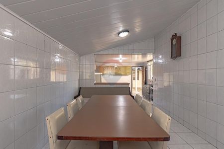 21_photo/94dce4aea1.c2d0365adcb3b71c-ATLAS-28471b1f-ceb0-47d1-a99d-8756cf88853c.jpg de casa à venda com 3 quartos, 128m² em Fanny, Curitiba