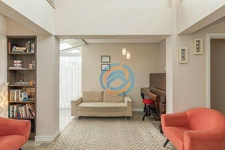 12_photo/94dce4aef9.ac27657d5f4d7d4b-ATLAS-9dc961bb-eef1-4926-9469-209a705c0c62.jpg de casa à venda com 4 quartos, 226m² em Fanny, Curitiba