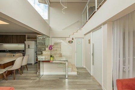 33_photo/94dce4aefb.ac27657d5f4d7d4b-ATLAS-00062bf3-6740-45ec-88d6-aa4dc63d3aee.jpg de casa à venda com 4 quartos, 226m² em Fanny, Curitiba