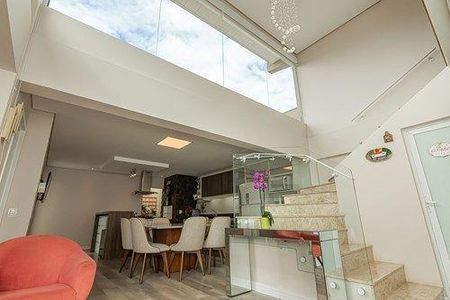 15_photo/94dce4aefb.ac27657d5f4d7d4b-ATLAS-71c2679f-cf30-4c2b-bfb7-91a2fdf05e71.jpg de casa à venda com 4 quartos, 226m² em Fanny, Curitiba