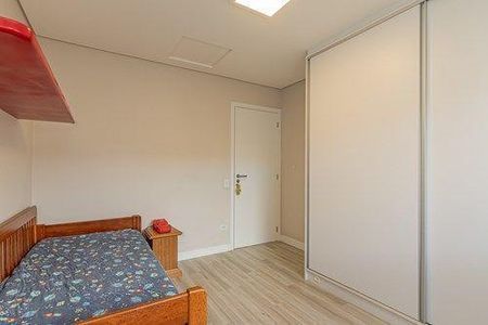 48_photo/94dce4aefb.ac27657d5f4d7d4b-ATLAS-d741c964-eb2c-4c08-b818-bb028b52586a.jpg de casa à venda com 4 quartos, 226m² em Fanny, Curitiba