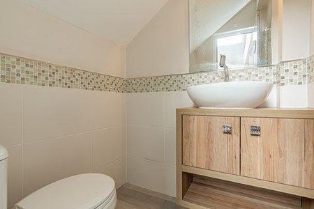 5_photo/94dce4aefb.ac27657d5f4d7d4b-ATLAS-ea7ec33f-9f3e-4d8d-a6e0-6a202589238e.jpg de casa à venda com 4 quartos, 226m² em Fanny, Curitiba