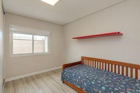 6_photo/94dce4aefb.ac27657d5f4d7d4b-ATLAS-fb29d08d-d9b1-43a3-ac02-7aa5c48145cb.jpg de casa à venda com 4 quartos, 226m² em Fanny, Curitiba