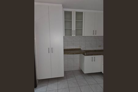 8_photo/94dce4af23.70d42bc12121e670-ATLAS-e2d6074a-83c8-4d9a-ad8a-a0880300c6a7.jpg de casa à venda com 4 quartos, 250m² em Novo Mundo, Curitiba