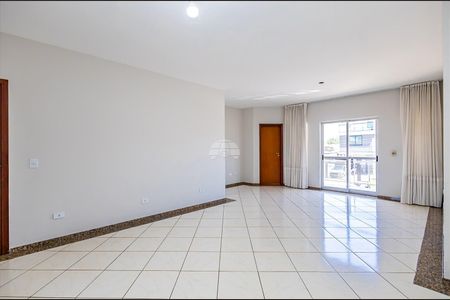 4_photo/94dce4af4b.88b54f9acacd5b1d-ATLAS-94e3e667-aef1-43bd-af0f-459a24954edb.jpg de casa à venda com 4 quartos, 302m² em Lindoia, Curitiba