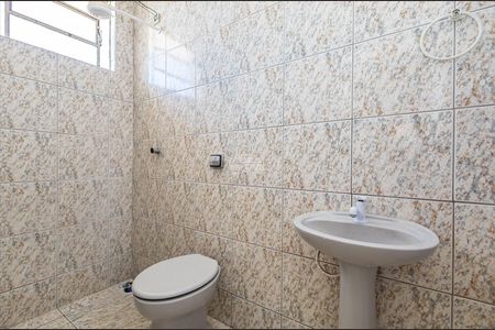 6_photo/94dce4af4b.88b54f9acacd5b1d-ATLAS-9e6b4c41-a5f9-4c4d-a643-b764f447c7d5.jpg de casa à venda com 4 quartos, 302m² em Lindoia, Curitiba