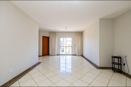 6_photo/94dce4af4b.88b54f9acacd5b1d-ATLAS-ffbd7647-ffd9-475e-90f4-656a4df25d99.jpg de casa à venda com 4 quartos, 302m² em Lindoia, Curitiba