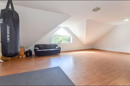 6_photo/94dce4af77.5830531ce4e62e3e-ATLAS-6c030853-2481-4dbf-b7b2-cb512bc121db.jpg de casa à venda com 3 quartos, 191m² em Lindoia, Curitiba