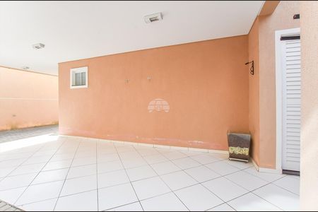 5_photo/94dce4af77.b977c68416743d96-ATLAS-cf8de374-4eaa-4727-95df-58a402de2346.jpg de casa à venda com 3 quartos, 170m² em Lindoia, Curitiba