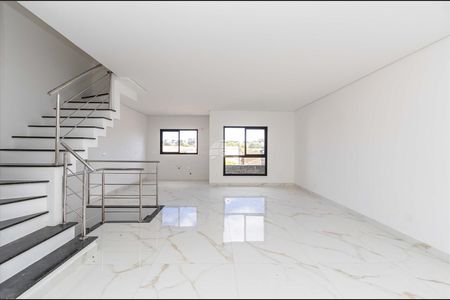 5_photo/94dce4b02f.983e850f4cf8e383-ATLAS-55e3fabe-dd51-4a12-9b09-1d145f4fd74e.jpg de casa à venda com 3 quartos, 160m² em Fanny, Curitiba