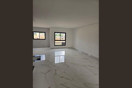 10_photo/94dce4b02f.a1ec0e94f3821993-ATLAS-92f1c817-3eda-46b2-944a-4bc670a0d98b.jpg de casa à venda com 3 quartos, 170m² em Fanny, Curitiba