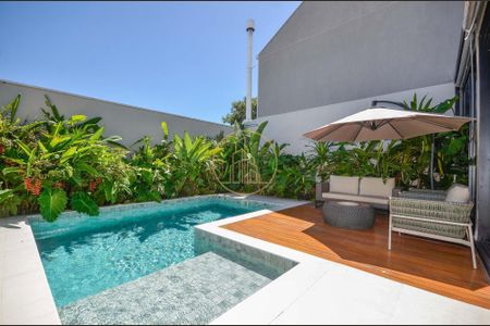 20_photo/94dce4b0af.f541d6c8e7c04d7e-ATLAS-0b7aab3d-b878-4a14-a9c6-214f0c3239f9.jpg de casa à venda com 3 quartos, 213m² em Fanny, Curitiba