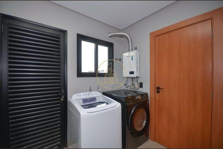 38_photo/94dce4b0af.f541d6c8e7c04d7e-ATLAS-ccd1fa88-a021-40d7-9a75-6830b2111dcd.jpg de casa à venda com 3 quartos, 213m² em Fanny, Curitiba