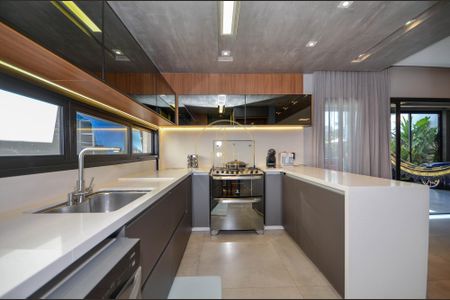 34_photo/94dce4b0af.f541d6c8e7c04d7e-ATLAS-e0587937-8b21-44c2-a4b1-3142cc5745da.jpg de casa à venda com 3 quartos, 213m² em Fanny, Curitiba