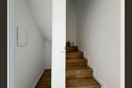 2_photo/94dce4b14f.e1f08e68a0b825e7-ATLAS-0ec54756-6904-4afb-ab77-7bbd641df135.jpg de casa à venda com 3 quartos, 100m² em Fanny, Curitiba