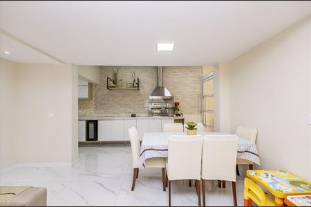 7_photo/94dce4b1f7.c69d88738d30c1ed-ATLAS-3a92995a-7ce0-4deb-adee-753ba83d532a.jpg de casa à venda com 3 quartos, 166m² em Fanny, Curitiba