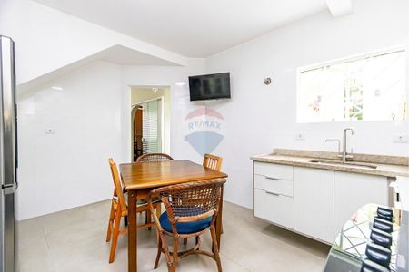 2_photo/94dce4b2f3.2600e2030c9c1896-ATLAS-0388dd96-6d08-4e6d-acb8-9326b2f7b9a8.jpg de casa à venda com 3 quartos, 1280m² em Fanny, Curitiba