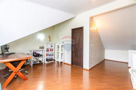 30_photo/94dce4b2f3.2600e2030c9c1896-ATLAS-2c950241-4e33-4ff7-ad97-5ddc217b7033.jpg de casa à venda com 3 quartos, 1280m² em Fanny, Curitiba