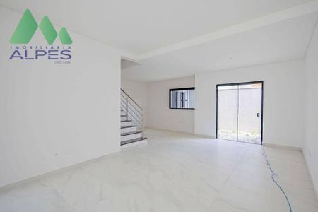 3_photo/94dce4b41b.578112d1fa21819e-ATLAS-3b321c46-ba0a-4e85-b87d-1c291878d8af.jpg de casa à venda com 3 quartos, 167m² em Fanny, Curitiba