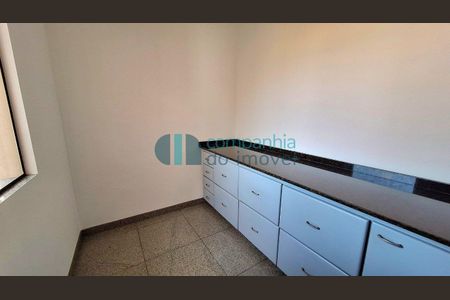 1_photo/94dce4b6b1.7167940eb8e3cde2-ATLAS-1de20cb7-5cf6-452c-bed7-c829fd16e520.jpg de casa à venda com 3 quartos, 399m² em Fanny, Curitiba