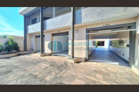 1_photo/94dce4b6b1.7167940eb8e3cde2-ATLAS-7cdca194-054f-4875-b784-a555d82f3314.jpg de casa à venda com 3 quartos, 399m² em Fanny, Curitiba