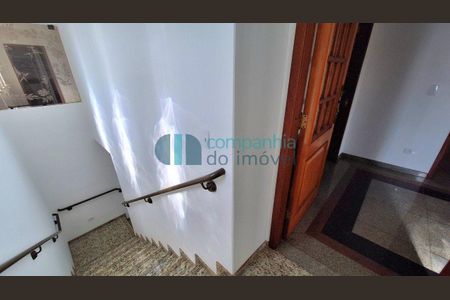 6_photo/94dce4b6b1.7167940eb8e3cde2-ATLAS-955d4d7f-c5c5-40eb-85a5-67a8ff7689f1.jpg de casa à venda com 3 quartos, 399m² em Fanny, Curitiba