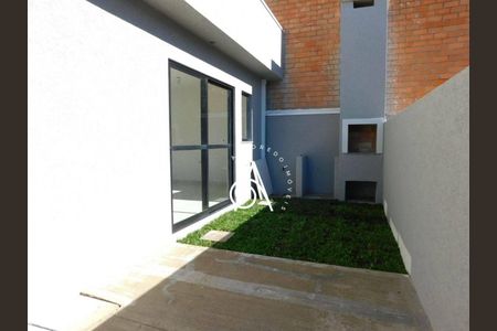 2_photo/94dce4b7d1.22289480efb51164-ATLAS-16e5cae9-58eb-4adc-a74f-7c9e37e14287.jpg de casa à venda com 3 quartos, 70m² em Fanny, Curitiba