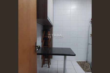 4_photo/94dce4b931.cb4a3f4e1d4d223a-ATLAS-05155bfa-cfcc-4678-a1ed-7996456c2991.jpg de casa à venda com 3 quartos, 130m² em Lindoia, Curitiba